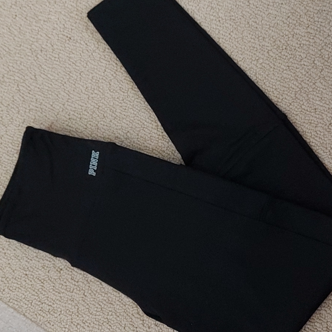 Brand New Pink Ultimate High Waist Leggings W Side Pockets